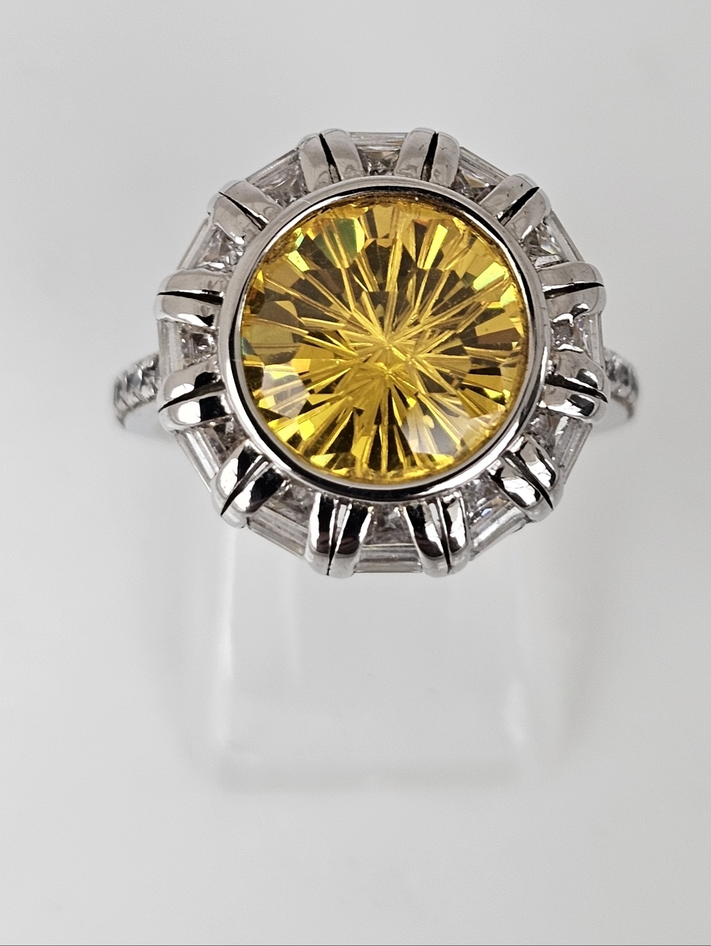 Beautiful Firework Cut Sapphire & Diamond Simulant Ring Sterling Silver Size 7! - Picture 3 of 7